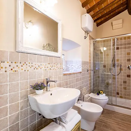 Villa Gorgeous Peccioli, With Private Pool, Ac, Wifi Legoli